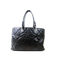 Chanel Shopper aus Leder in Schwarz