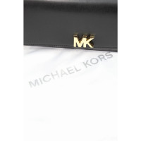 Michael Kors Umhängetasche aus Leder in Schwarz