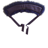 Max Mara Fur collar to bind
