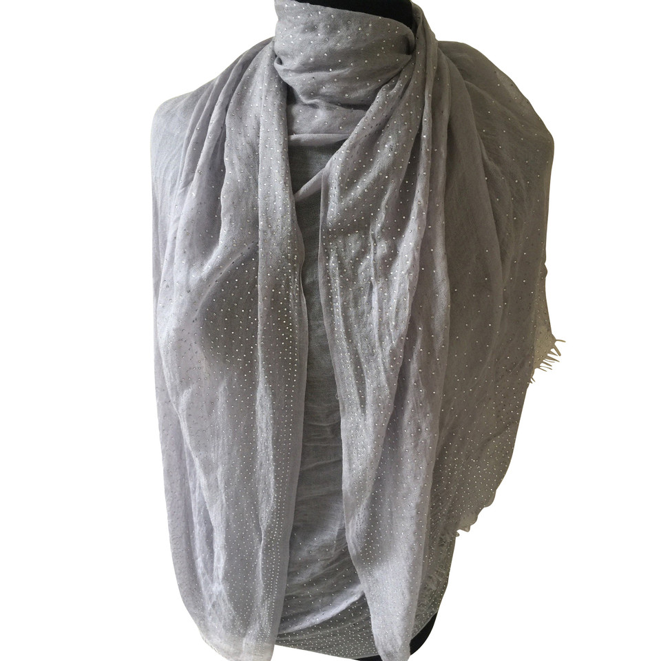 Allude  Cloth in gray