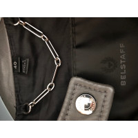 Belstaff Jacke/Mantel aus Leder in Grau