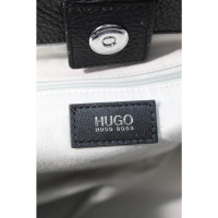 Hugo Boss Handtasche aus Leder in Schwarz
