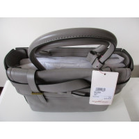 Reed Krakoff Handtasche aus Leder in Grau