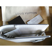 Louis Vuitton Accessoire Leer in Crème