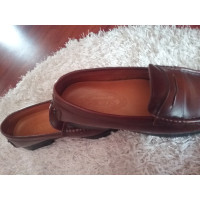 Tod's Slippers/Ballerinas Patent leather in Brown