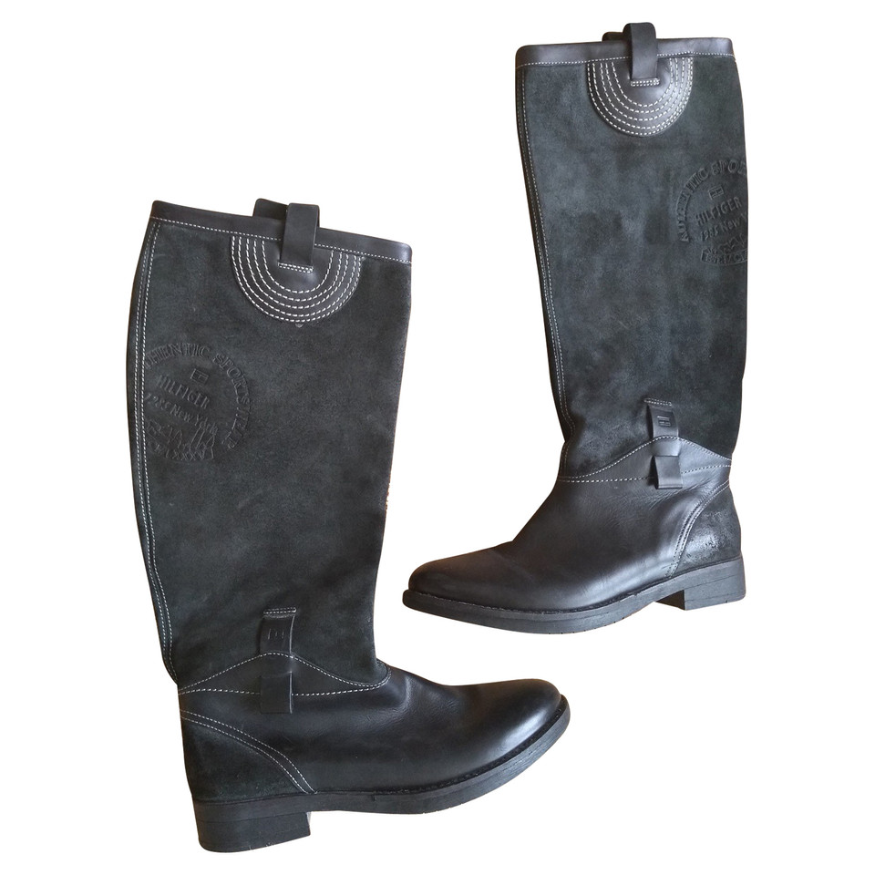 Tommy Hilfiger Stiefel aus Leder in Schwarz