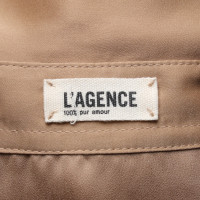 L'agence Oberteil in Beige