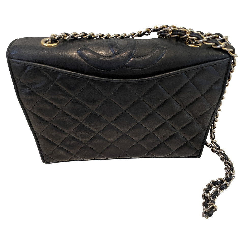 Chanel Flap Bag en cuir noir