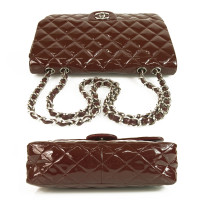 Chanel Classic Flap Bag Patent leather in Brown