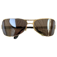 Emporio Armani Sunglasses in Gold