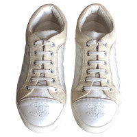 Chanel Sneakers aus Material-Mix