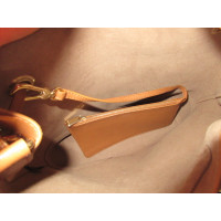Furla Umhängetasche aus Leder in Braun