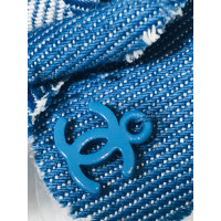 Chanel Broche in Blauw