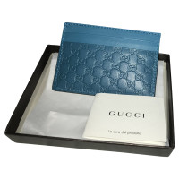 Gucci Täschchen/Portemonnaie aus Leder in Türkis