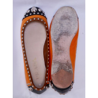 Prada Slipper/Ballerinas aus Leder in Orange