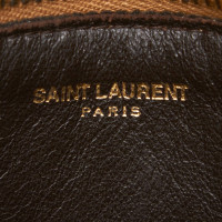 Yves Saint Laurent Clutch aus Leder in Braun