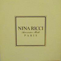 Nina Ricci Echarpe/Foulard en Soie en Blanc