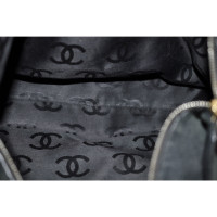 Chanel Umhängetasche aus Leder in Schwarz