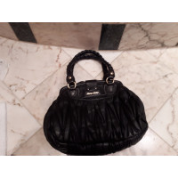 Miu Miu Sac à main en Cuir en Noir