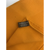 Hermès Echarpe/Foulard en Orange