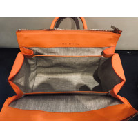 Victoria Beckham Reisetasche aus Leder in Orange