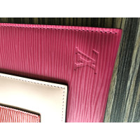 Louis Vuitton Pochette Leer in Roze