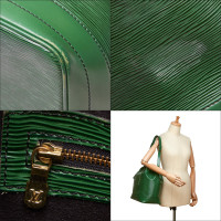 Louis Vuitton Sac à bandoulière en Cuir en Vert