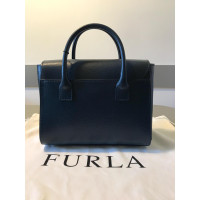 Furla Umhängetasche aus Leder in Blau