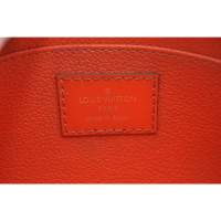 Louis Vuitton Pochette in Oranje
