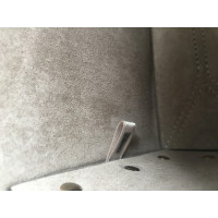 Jimmy Choo Umhängetasche aus Leder in Grau