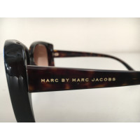 Marc By Marc Jacobs Zonnebril in Bruin