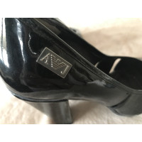 Armani Jeans Pumps/Peeptoes Patent leather in Black