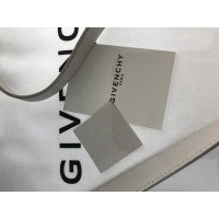 Givenchy Tote Bag aus Leder in Weiß