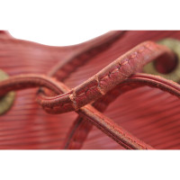 Louis Vuitton Petit Noe aus Epi Leder in Rot