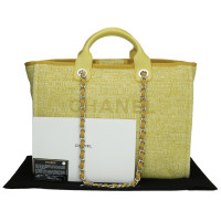 Chanel Tote bag Canvas in Yellow