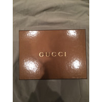 Gucci Umhängetasche aus Leder in Ocker