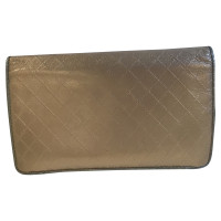 Chanel Bag/Purse Leather in Gold