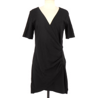 Bash Kleid aus Viskose in Schwarz