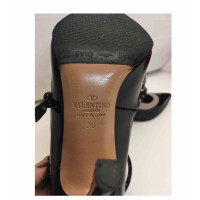 Valentino Garavani Pumps/Peeptoes Patent leather in Black