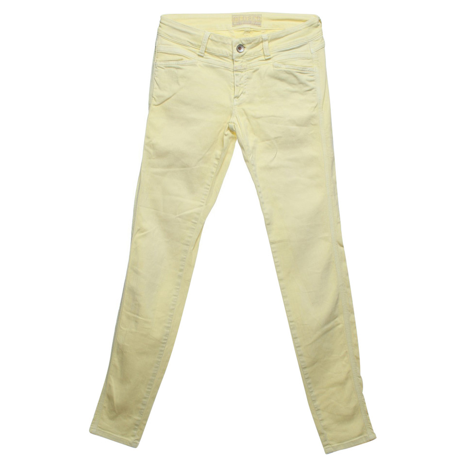 Closed Jeans in yellow