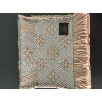 Louis Vuitton Scarf/Shawl Wool in Beige