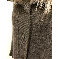 Yves Saint Laurent Jacke/Mantel aus Wolle in Grau