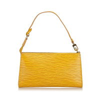 Louis Vuitton Handbag Leather in Yellow