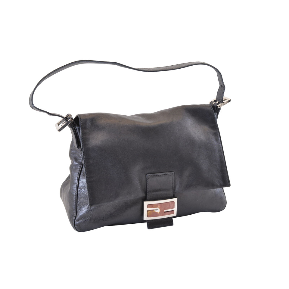 Fendi Handtasche aus Leder in Schwarz