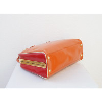 Prada Handtasche aus Lackleder in Orange