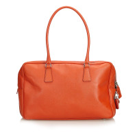 Prada Handtasche aus Leder in Orange