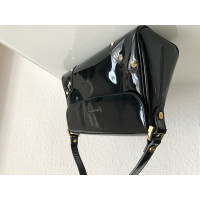 Balenciaga Handtasche aus Lackleder in Schwarz