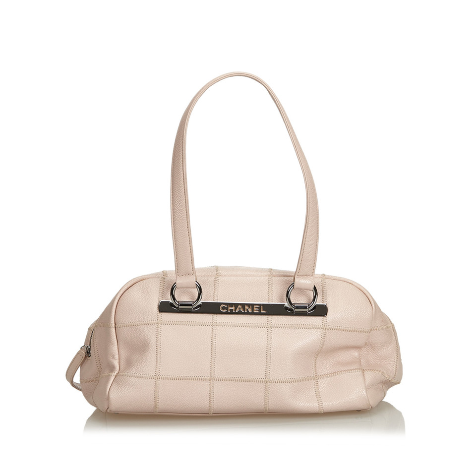 Chanel Umhängetasche aus Leder in Beige