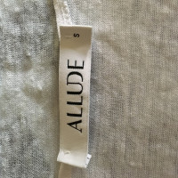 Allude deleted product