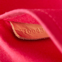 Louis Vuitton Sullivan Horizontal GM in pink / pink leather